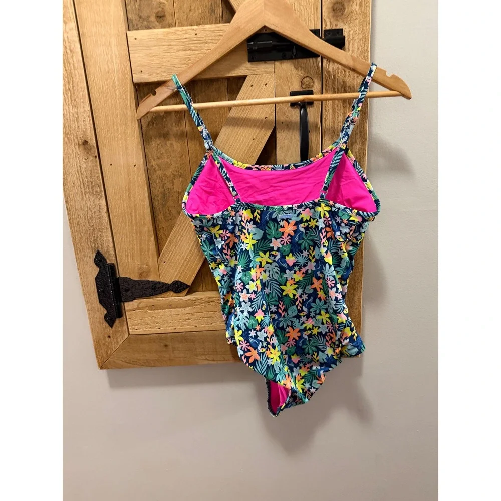 Chubbies Womens Tropical Floral One Piece Swimsuit Navy Pink Medium